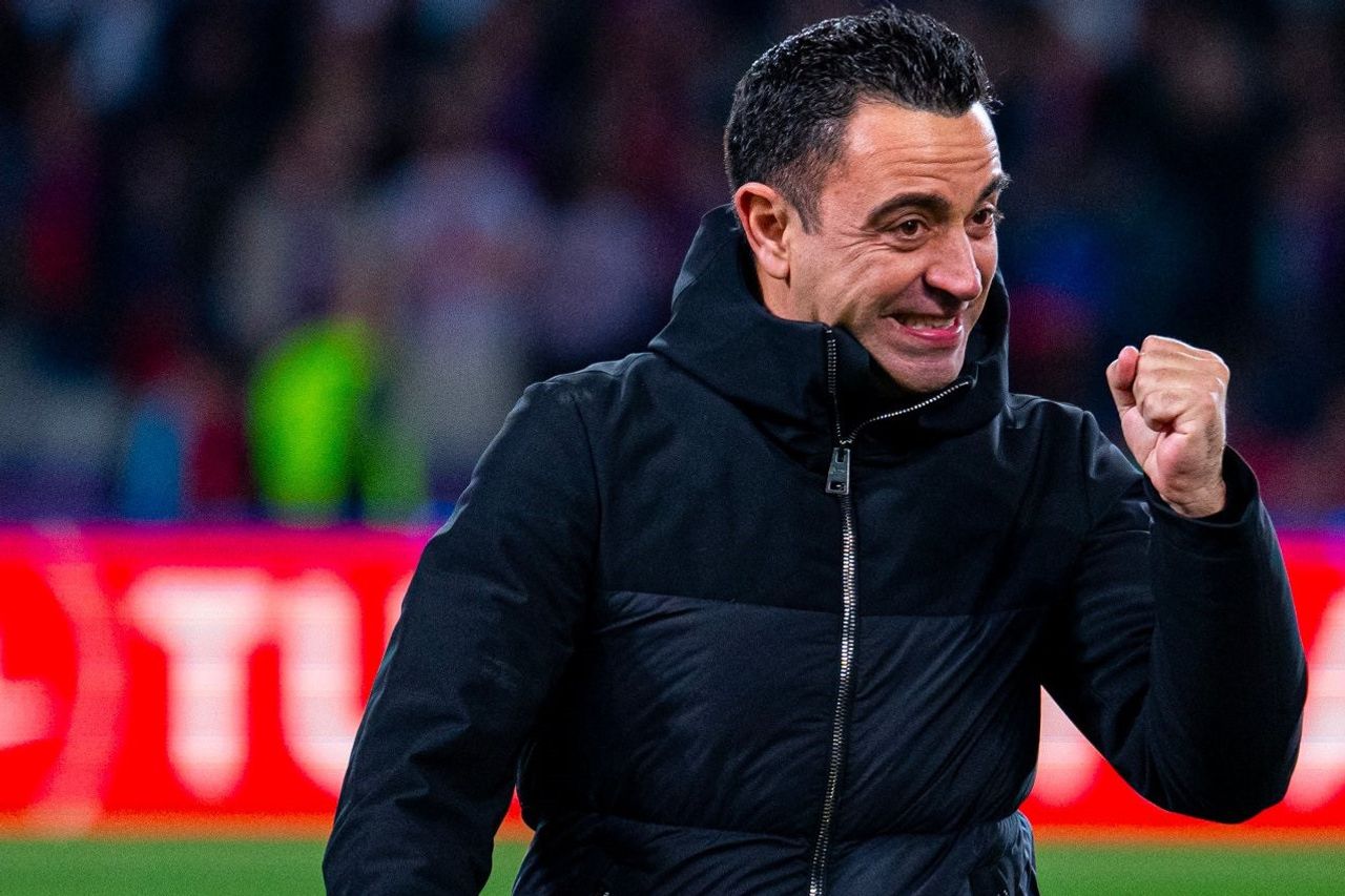 برشلونة يدافع عن تشافي هيرنانديز، هذا هو الشرط